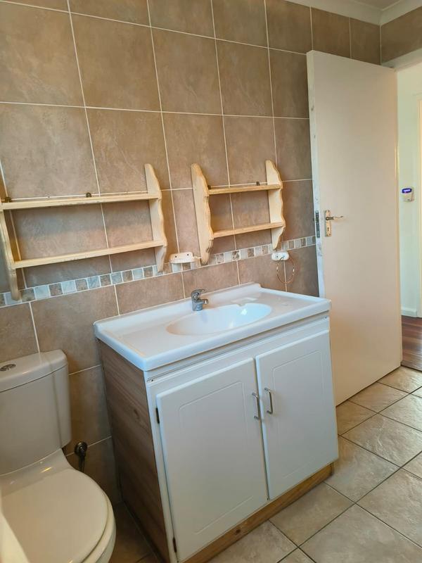 To Let 2 Bedroom Property for Rent in Goedemoed Western Cape